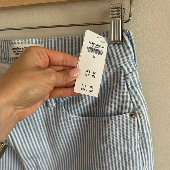 NWT Abercrombie high rise 90s relaxed striped jean size 28 regular - Picture 4 of 8